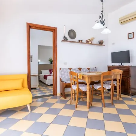 Lh Le Calendule Di Cisanello *